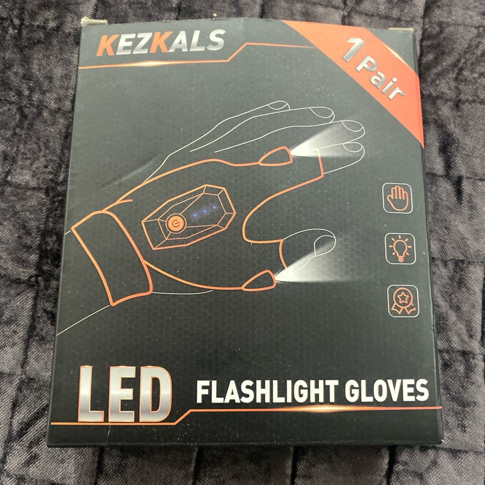 LED flashlight gloves NWT - Picture 2 of 4
